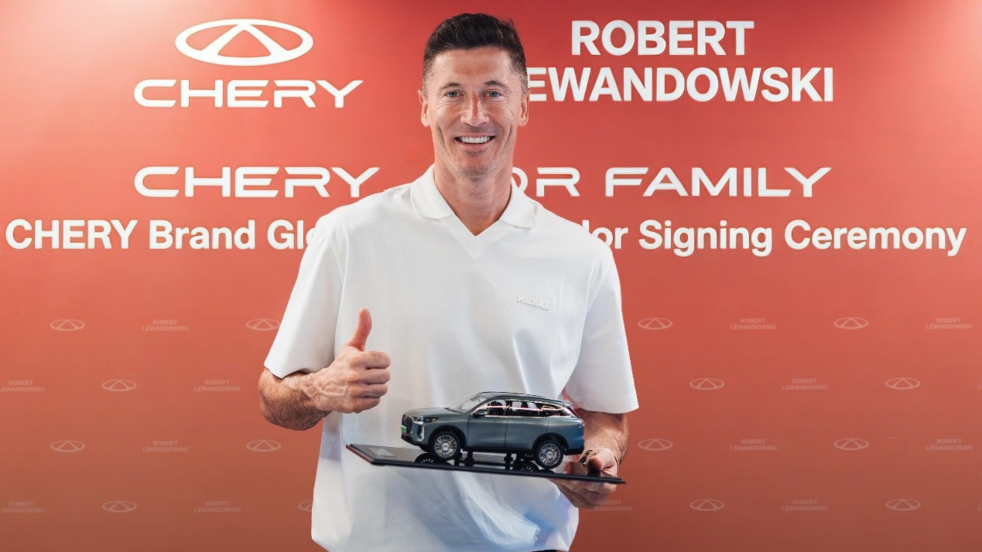 Robert Lewandowski se une a Chery como su Embajador Global. Con esta alianza se reforzará la proyección internacional “For Family” la filosofía de la marca automotriz